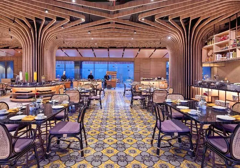 هتل Grand Mercure Malang