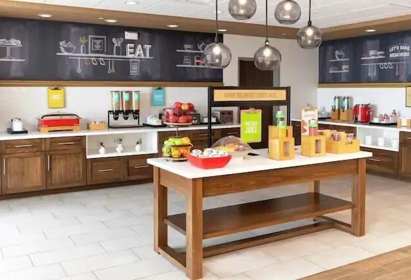 هتل Hampton Inn Longview