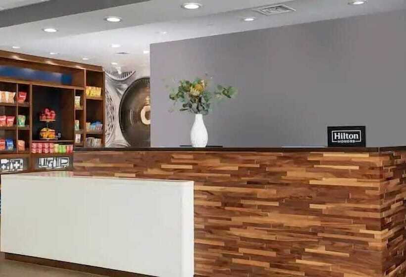 هتل Hampton Inn Longview