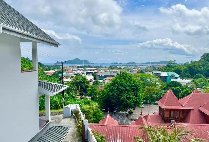 هتل Hilltop Boutique