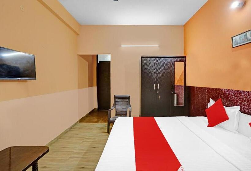 Hotel Oyo 81892 Himani Residency