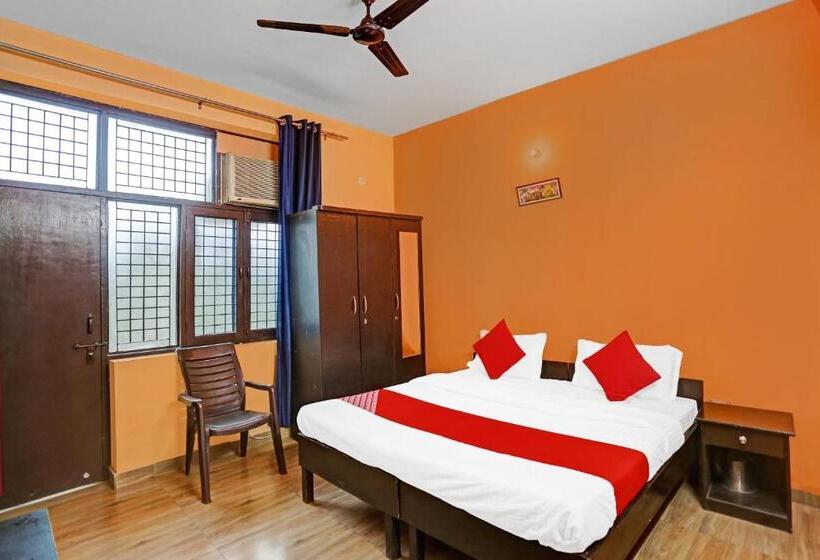 Hotel Oyo 81892 Himani Residency