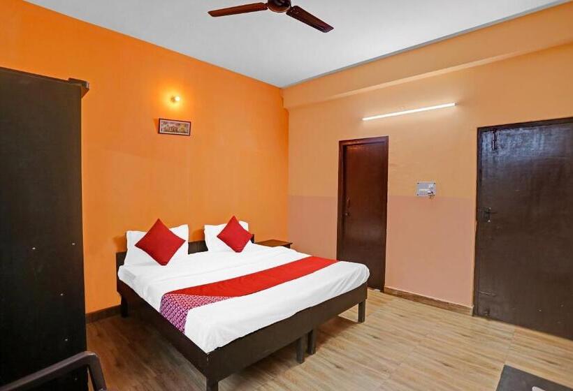 Hotel Oyo 81892 Himani Residency