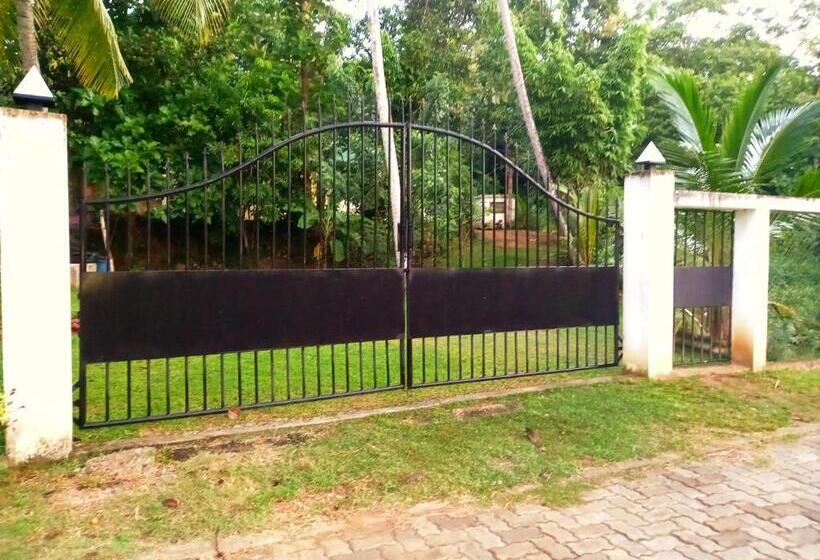 בית מלון כפרי Schatzi S Hideaway