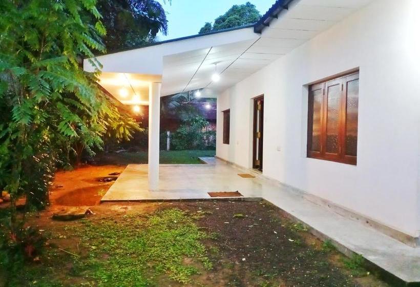 בית מלון כפרי Schatzi S Hideaway