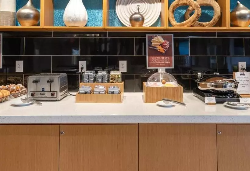 Hotelli Springhill Suites By Marriott Woodbridge