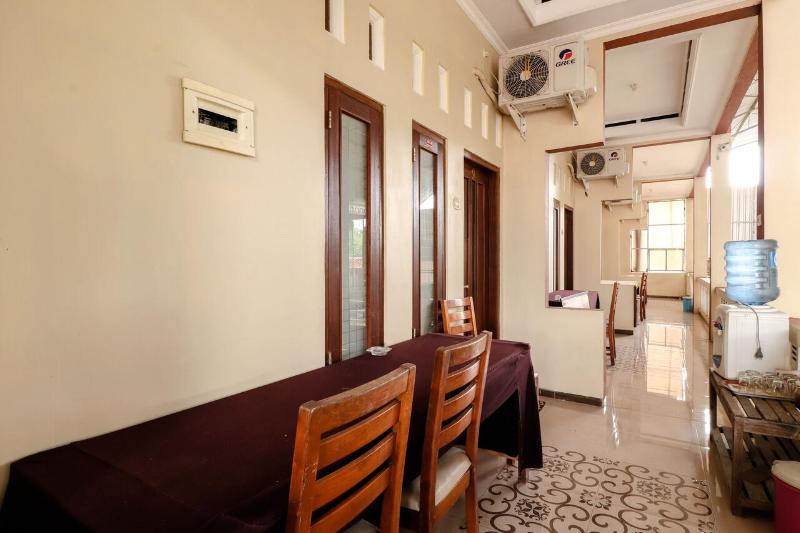 בית מלון כפרי The Joglo Family