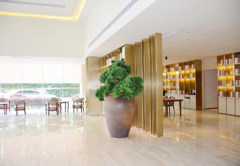 Ji Hotel Shanghai Safari