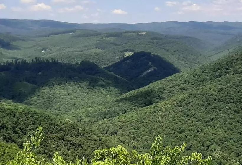 Majatalo E Tekergők Háza