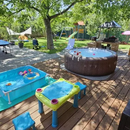 Majatalo E Tekergők Háza