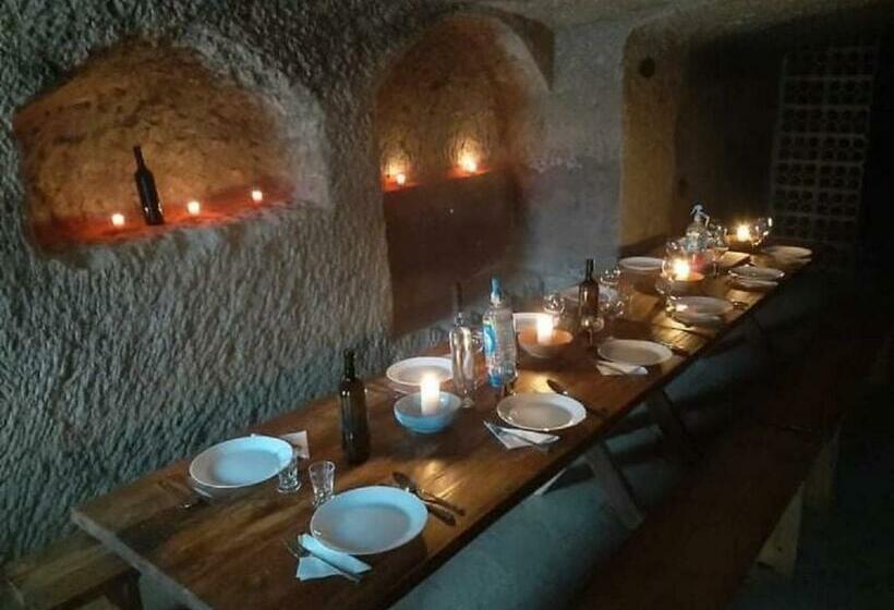 פנסיון E Tekergők Háza