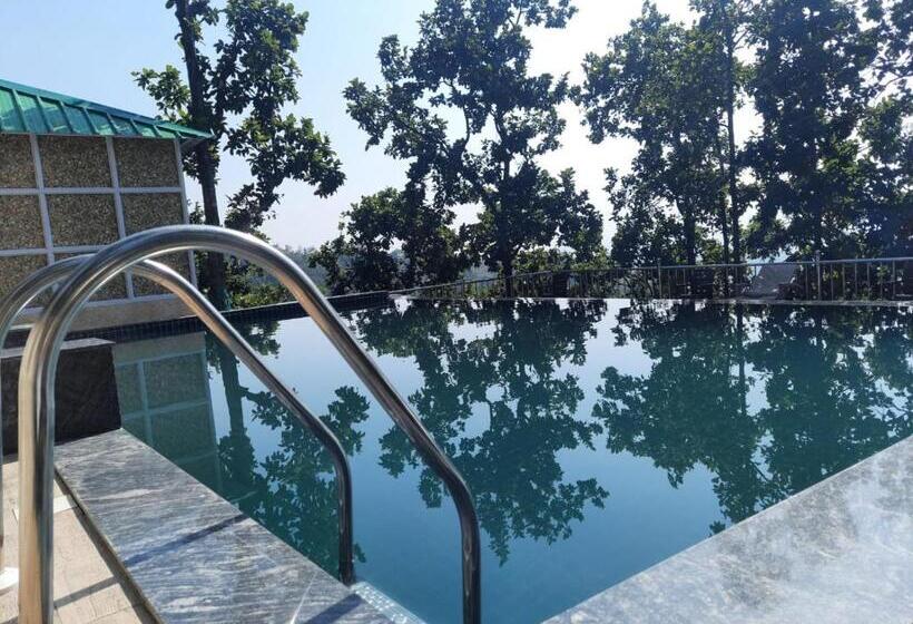 Blue Pine Orchards   Villas