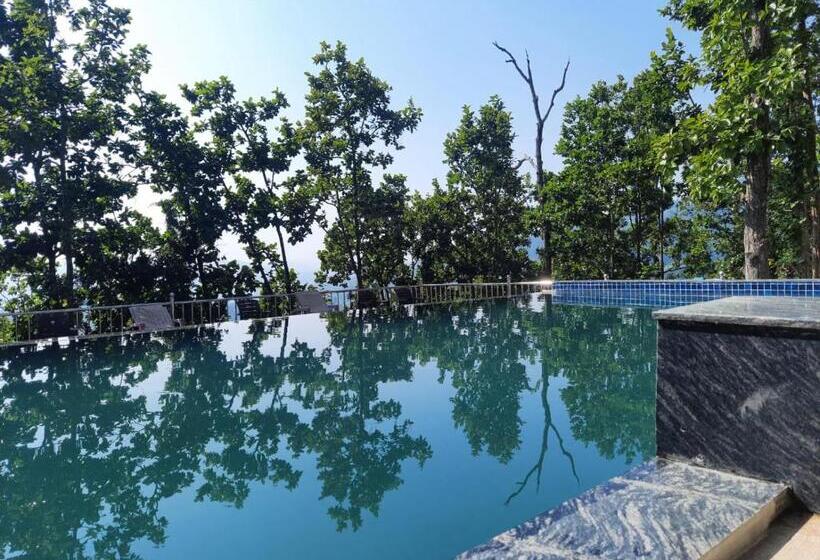 Blue Pine Orchards   Villas