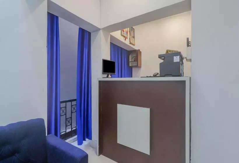 Hotelli Capital O 81107  Sai Palace