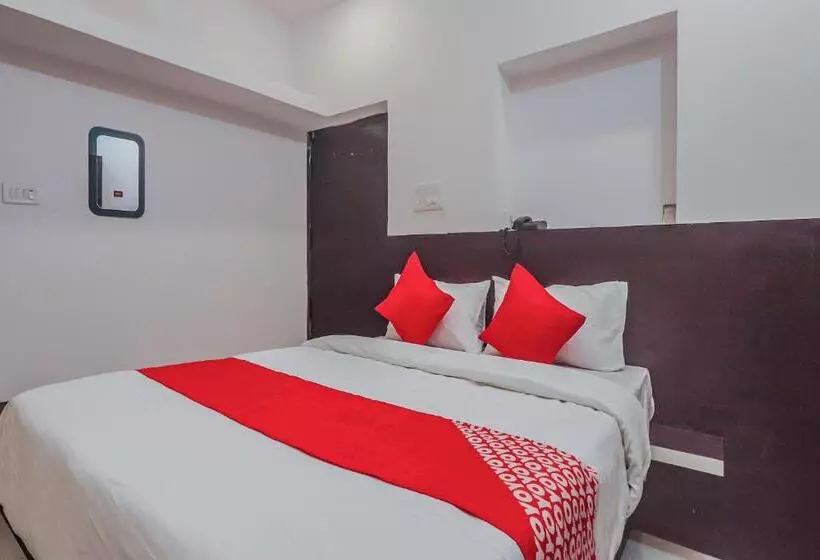 Hotelli Capital O 81107  Sai Palace