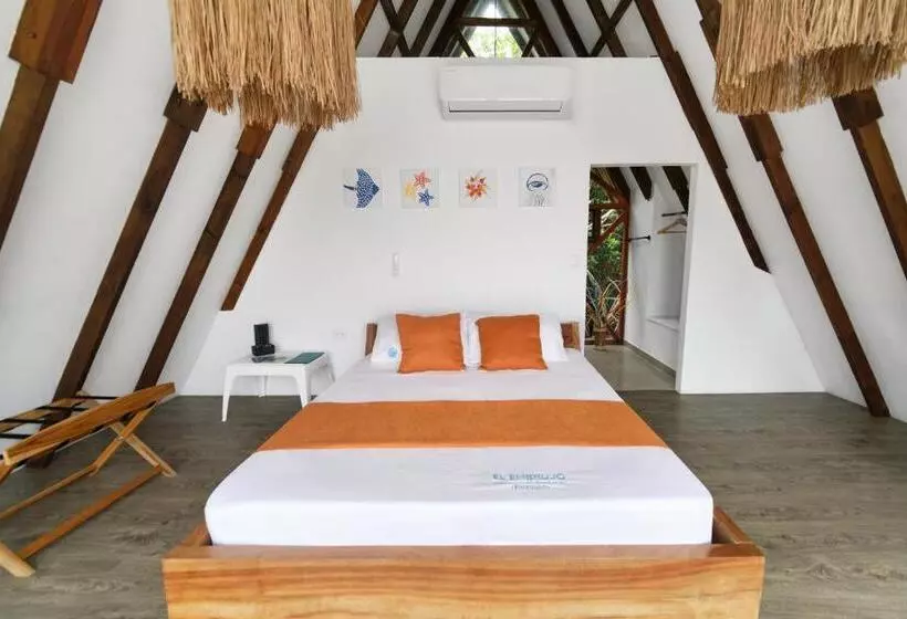 Hotelli El Embrujo Tintipan