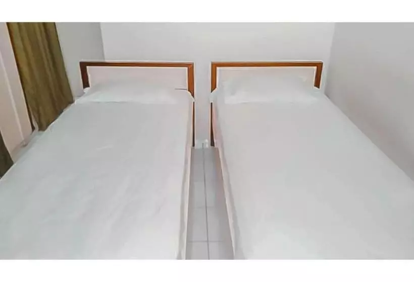 ホテル Koolkost Syariah At Perumnas Bumi Teluk Jambe  Minimum Stay 30 Nights