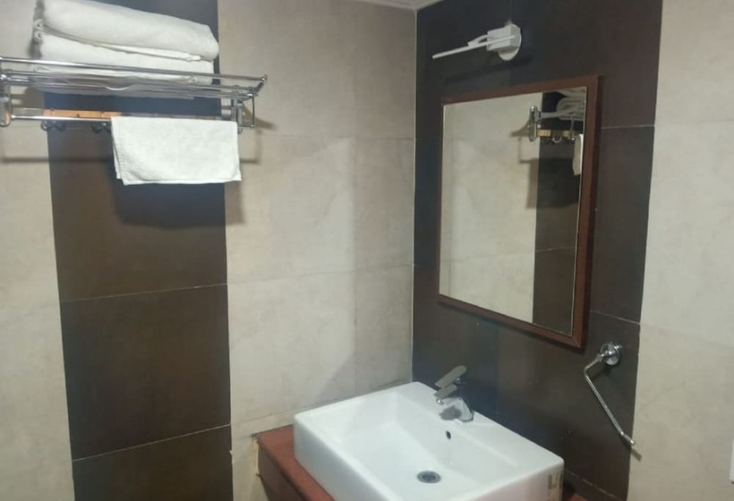 Hotel Malayalee Club