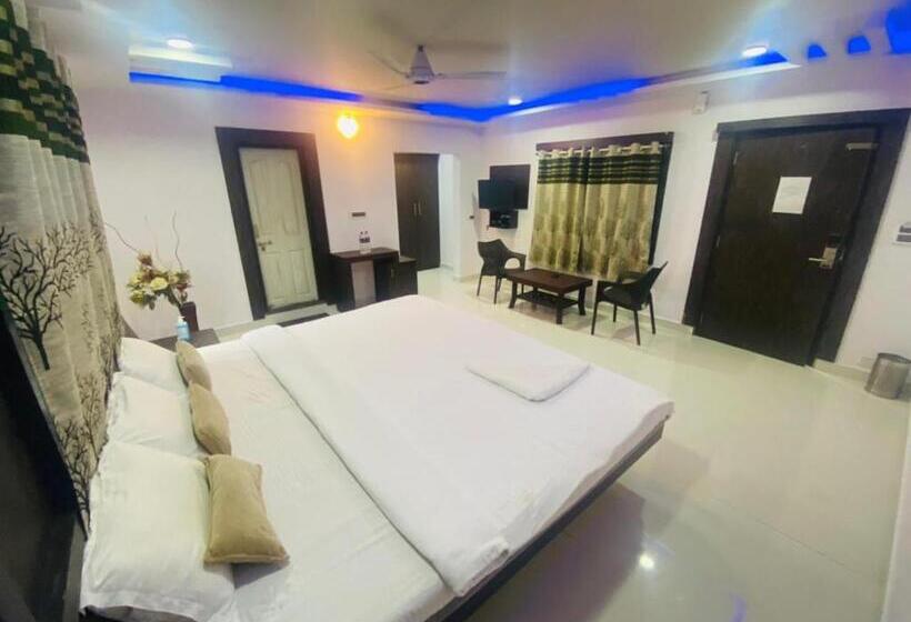 酒店 Staymaker Lake Residency