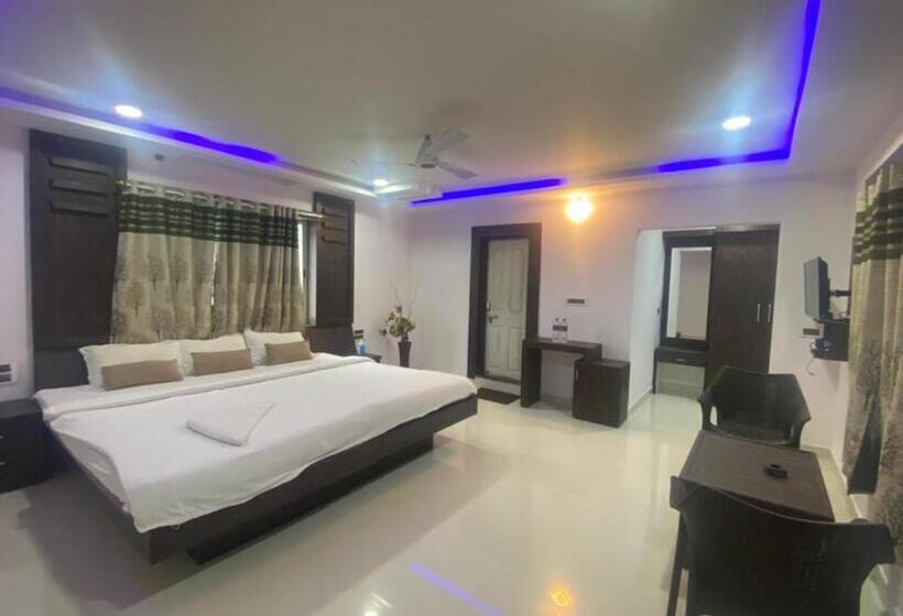 酒店 Staymaker Lake Residency