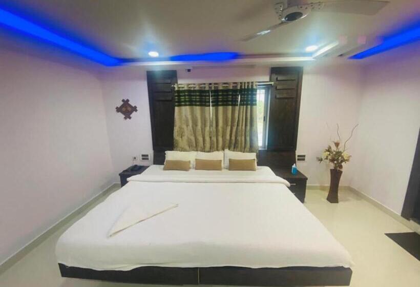 酒店 Staymaker Lake Residency