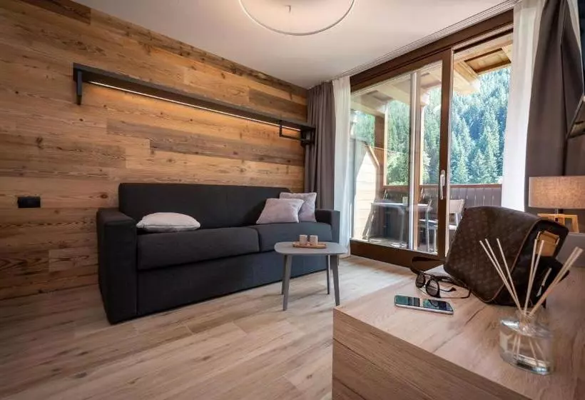 Nira Mountain Resort Futura