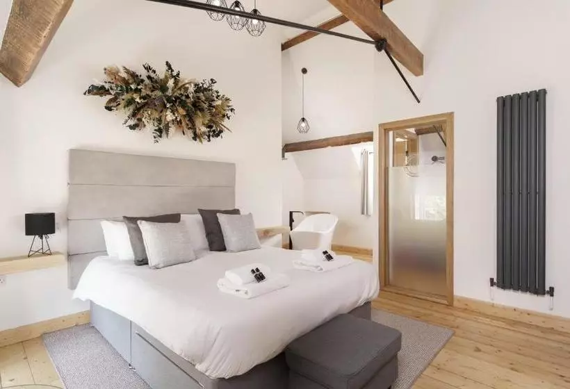 Retkeilymaja The Old House 1147