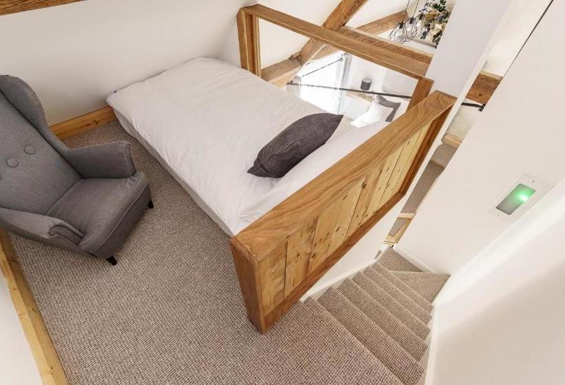 فندق صغير The Old House 1147