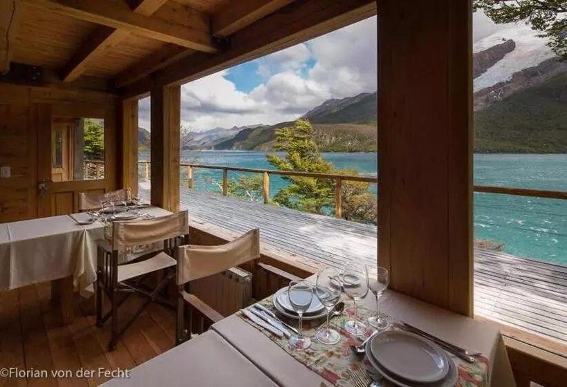 ホテル Aguas Arriba Lodge