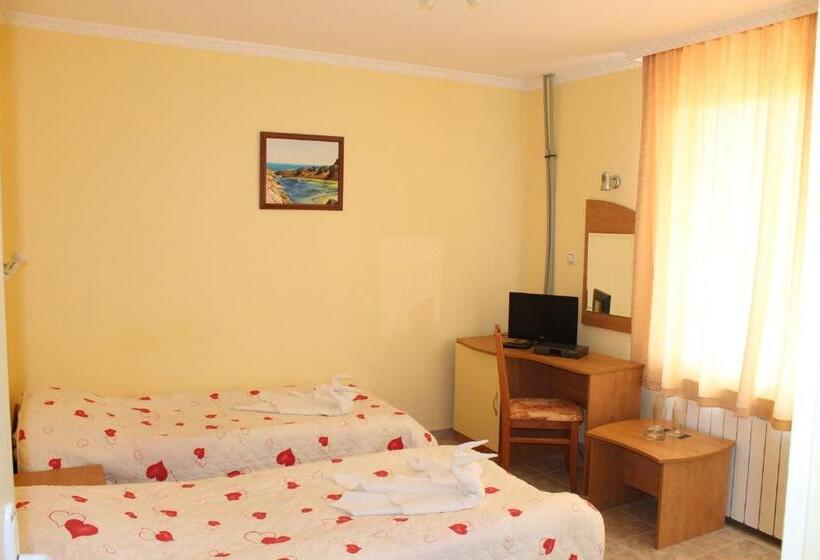 فندق Rezovo Family