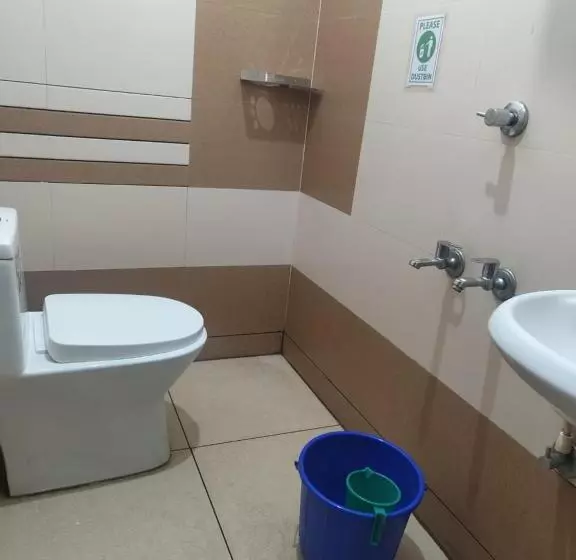 ホテル Thekkumpuram Residency