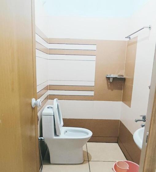 فندق Thekkumpuram Residency