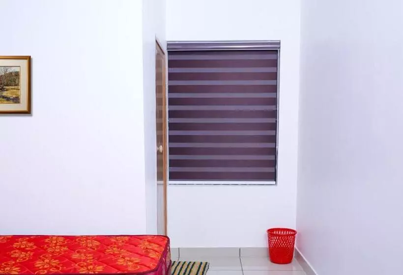 ホテル Thekkumpuram Residency