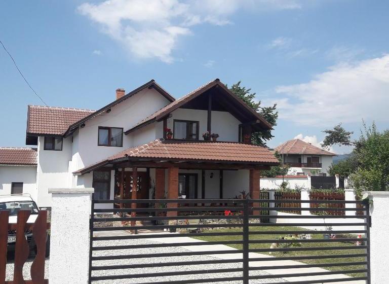 Pensão Căsuța De La țară