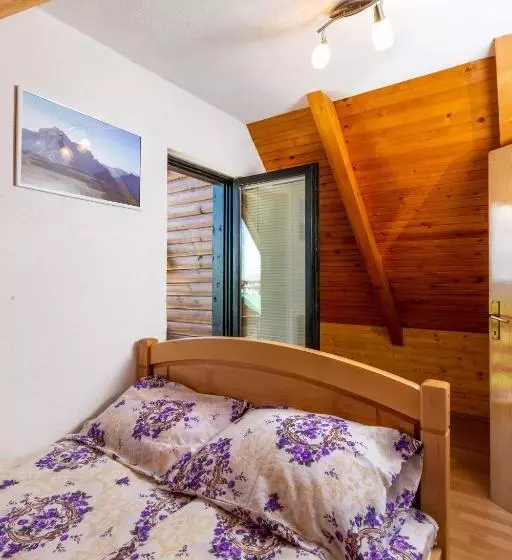 پانسیون Guesthouse Wolf