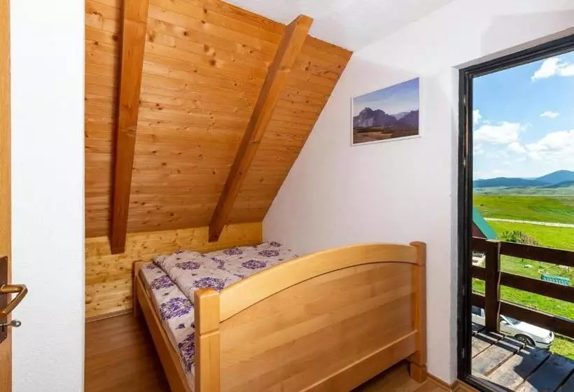 پانسیون Guesthouse Wolf