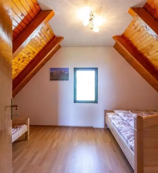 پانسیون Guesthouse Wolf