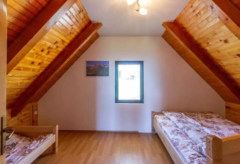 پانسیون Guesthouse Wolf