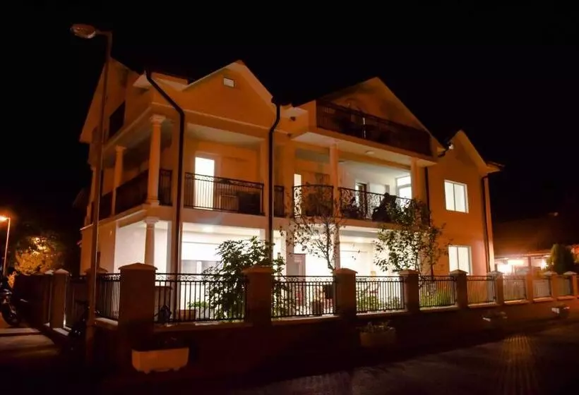 Majatalo Villa Bella