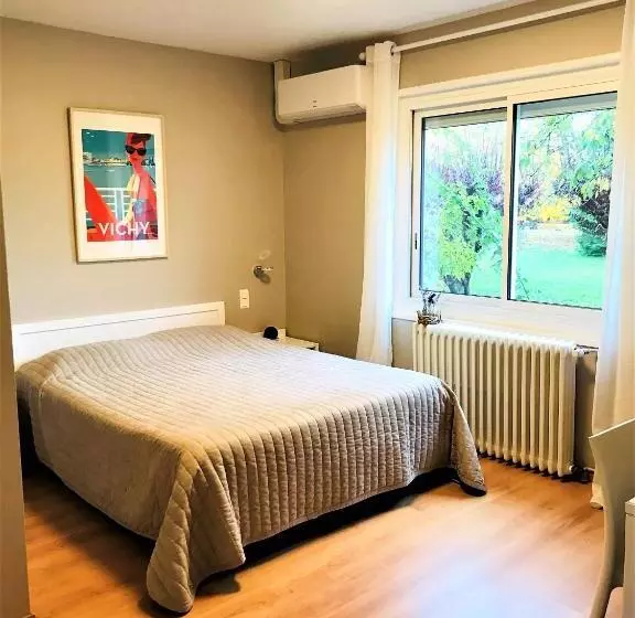 ベッドアンドブレックファースト Le Clos Fleuri   Maison Vigier