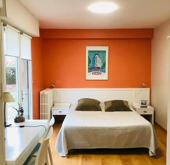 مبيت وإفطار Le Clos Fleuri   Maison Vigier