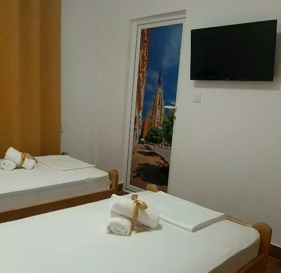 ユースホステル Villa Klara