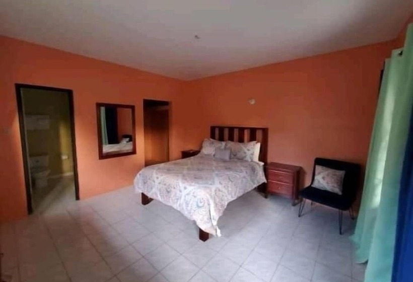 هتل Ambitious Resort