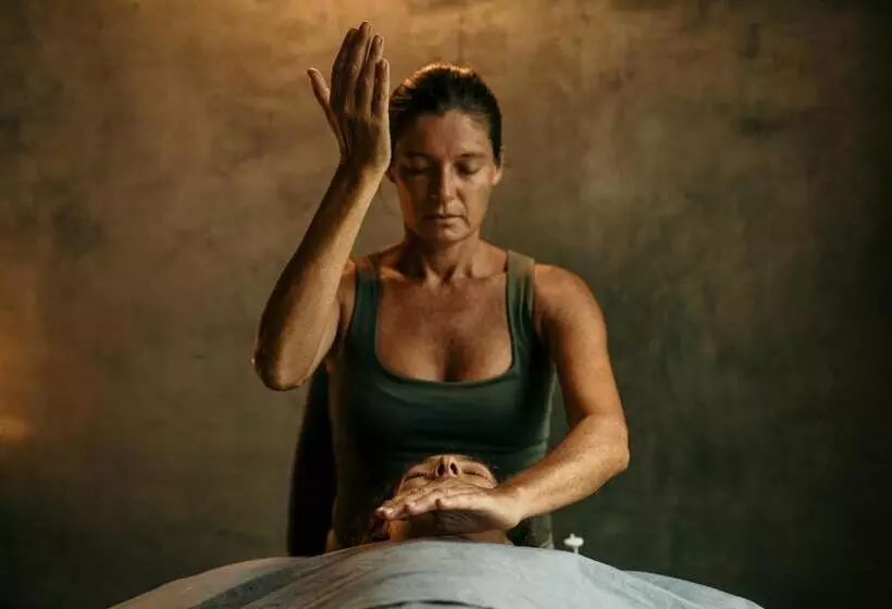 ホテル Breathe Healing & Wellness
