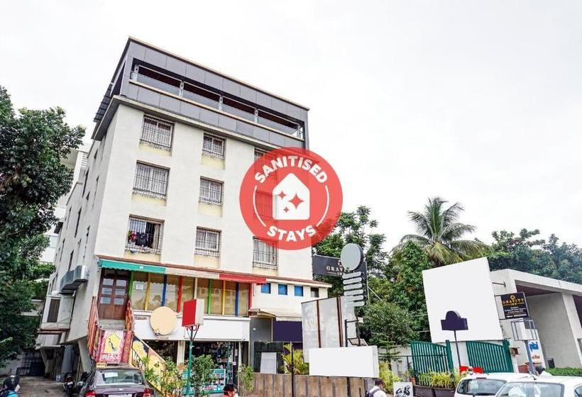 בית מלון כפרי Capital O 23720 Yogiraj Inn