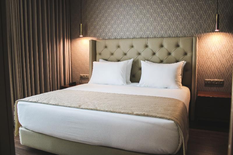 هتل Oca Oriental Porto