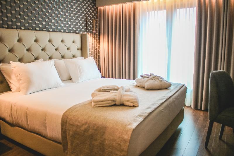 هتل Oca Oriental Porto