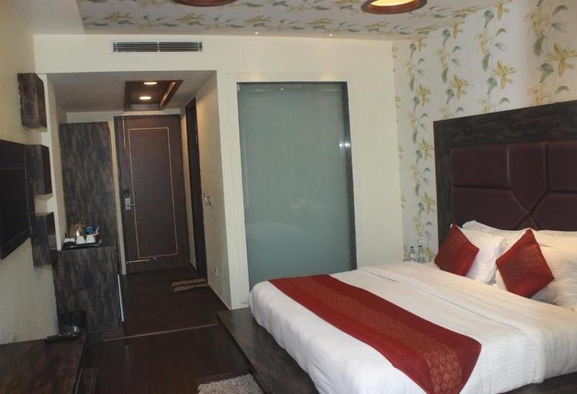 ホテル S S International