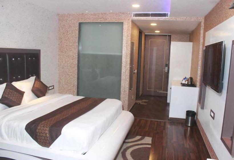 ホテル S S International