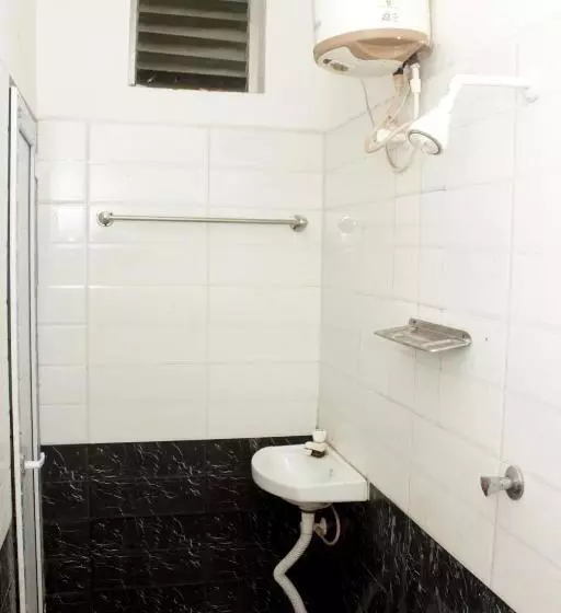Hotelli Selvamurugan Residency